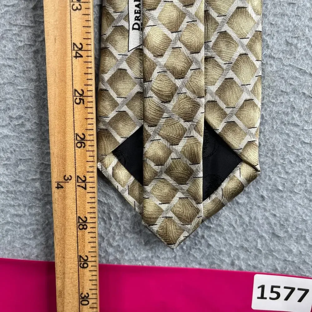 Grateful Dead Necktie Silk Dreams Unfold Sixteenth Set Beige Geometric Tie